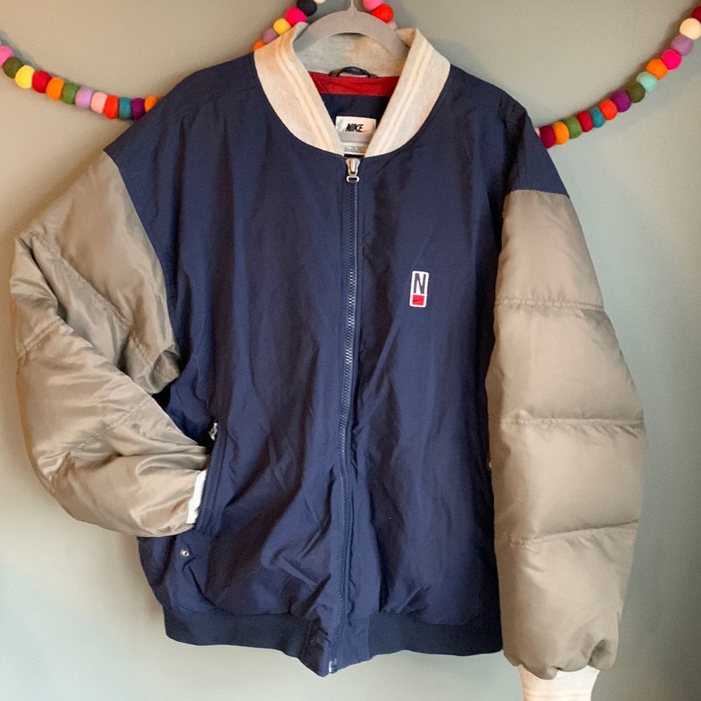 VTG Nike swoosh bomber jacket